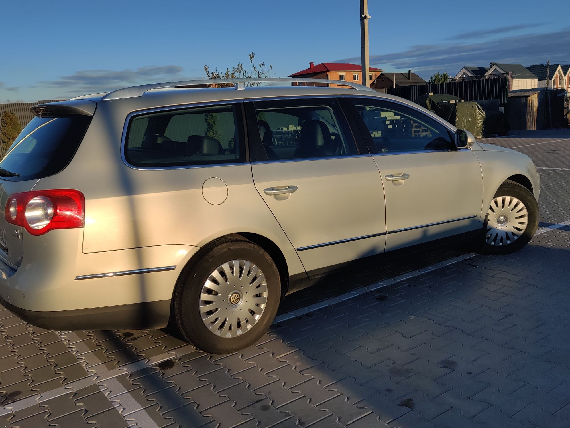 Volkswagen Passat B6 2009. 1.4 газ/бензин