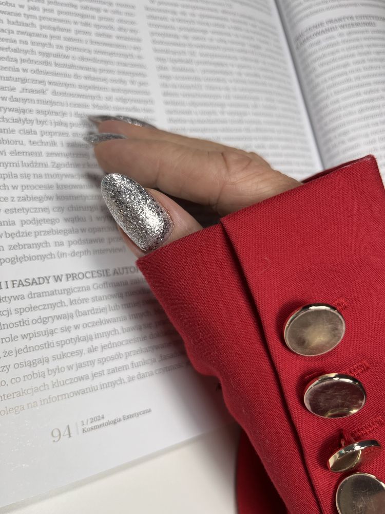 Stylizacja paznokci, manicure, hybryda, przedłużanie, pedicue