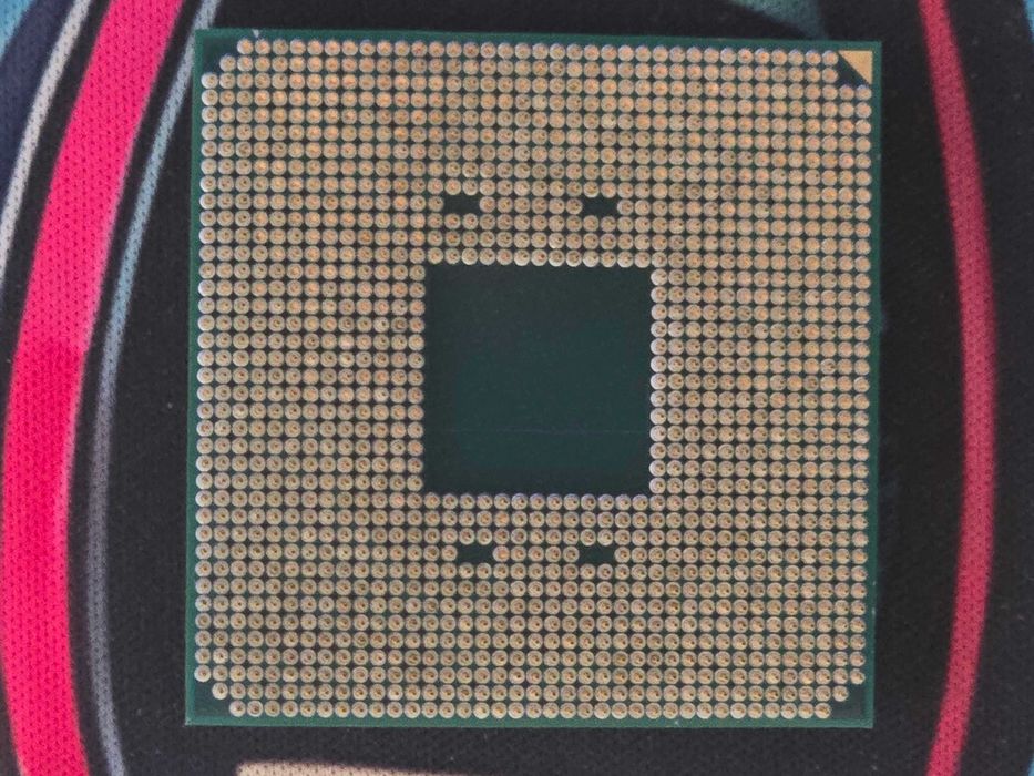 AMD Ryzen 9 5900X 12-Cores (3.7GHz-4.8GHz) 70MB AM4