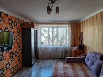 Продам дві кімнати у гуртожитку