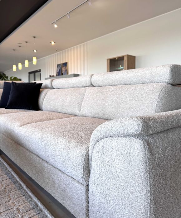 Siella narożnik w tkaninie boucle z funkcją spania - MEBLE PYKA