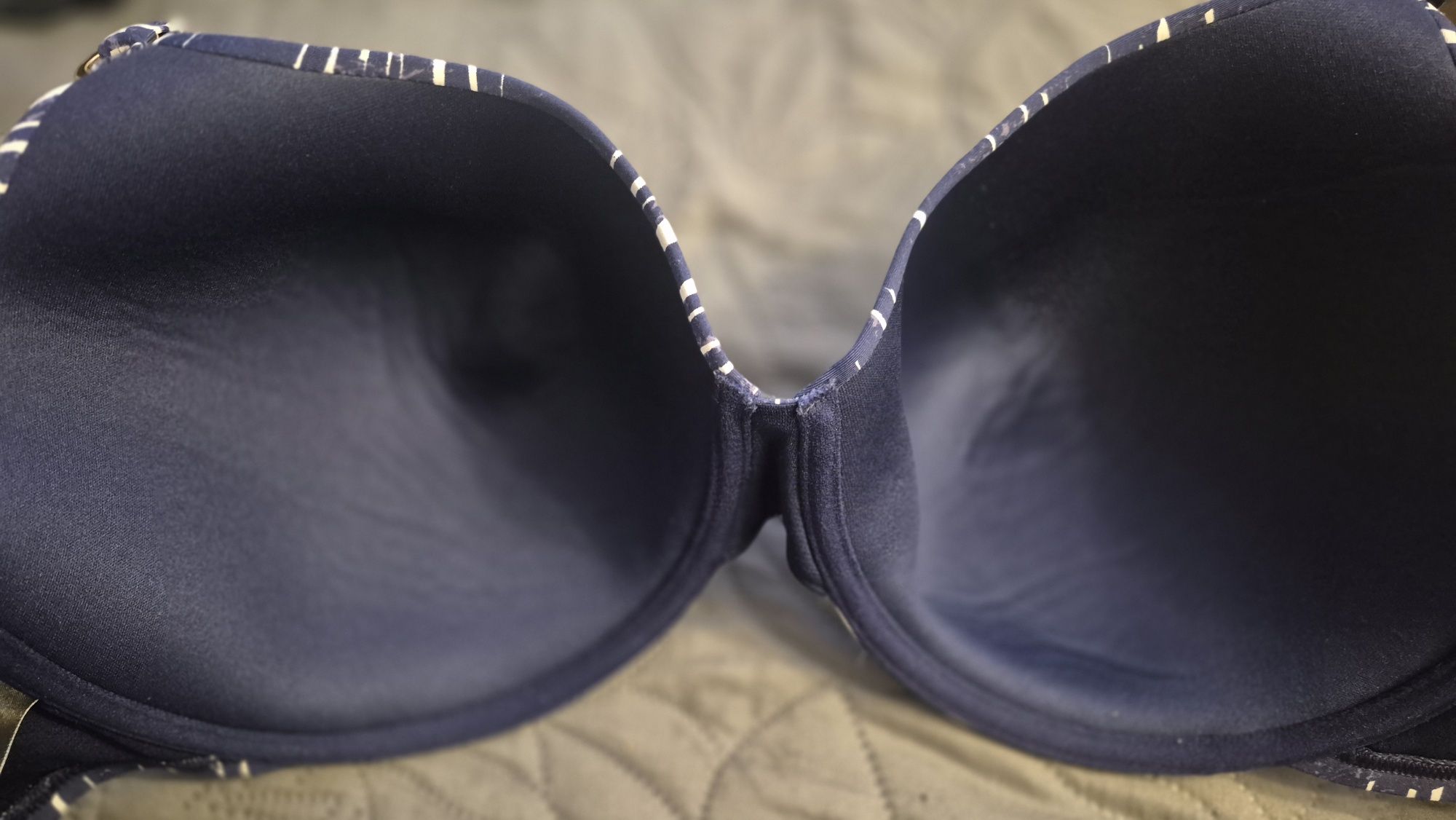 M&S Biustonosz kąpielowy 38 G-85 H