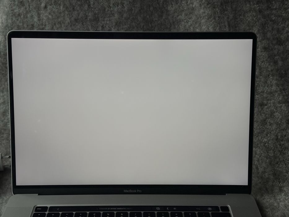Apple MacBook Pro 16" (2019) | Intel Core i9 | 1TB SSD | 16GB RAM