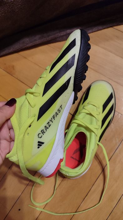 Кросівки для футболу Adidas