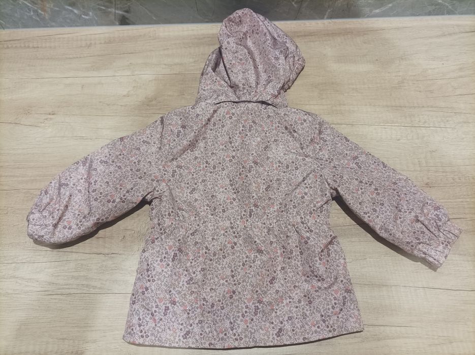 Kurteczka dziewczęca H&M, pudrowy róż, kwiaty, 74cm