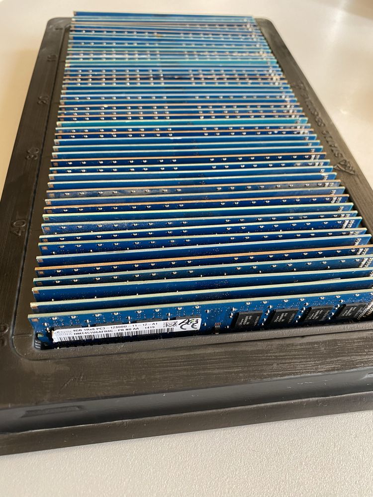 Озу/оперативна пам'ять RAM Samsung/Hynix DDR3 4Gb 1333/1600 для ПК