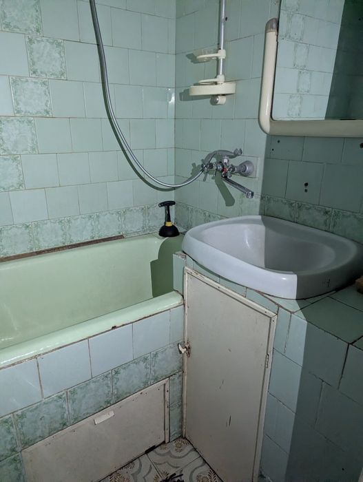 ЗДАМ ОДНОКІМНАТНУ КВАРТИРУ біля площі в центрі Ніжина вул. Овдіївська