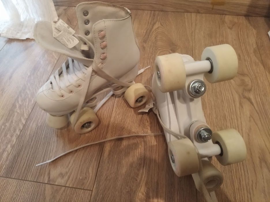 Wrotki figurowe dziecięce