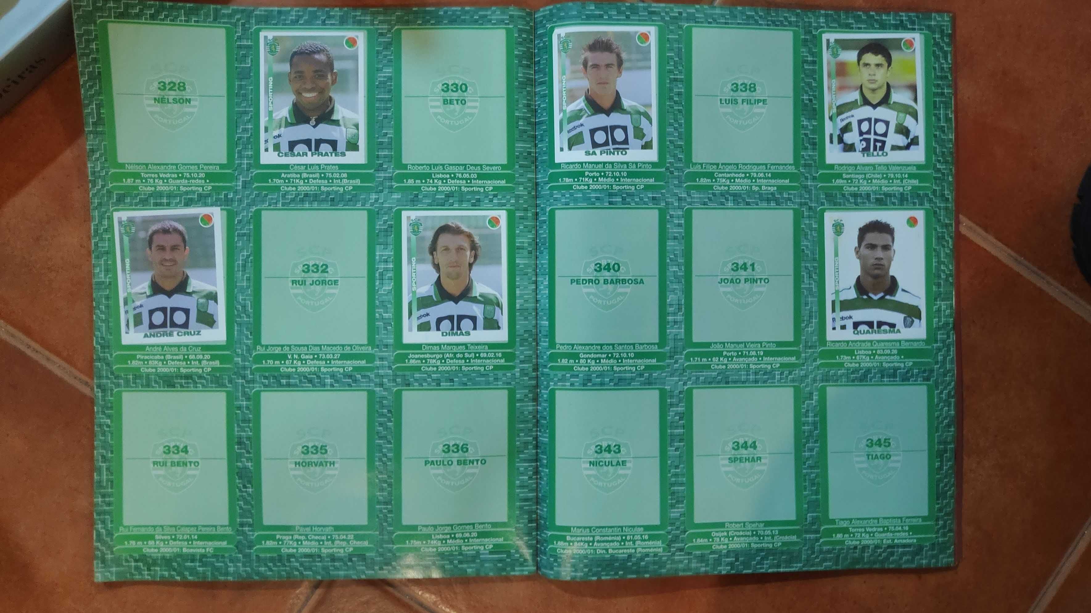 Caderneta cromos Panini Liga Futebol 2001/2002 + cromos