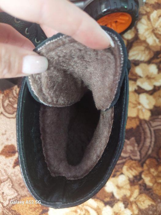 Шкіряні ботильйони на підборах