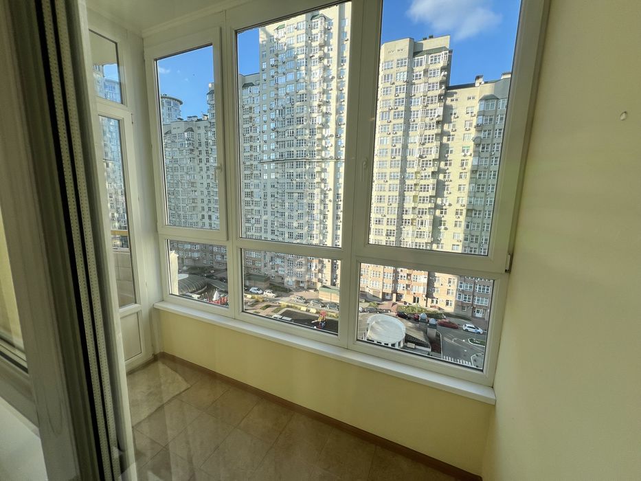 Оренда 3 кім. кв.  ЖК Пори року  Вул. Мокра 20