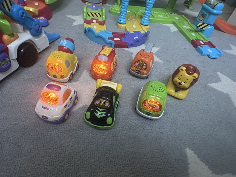 Garaż vtech , policja