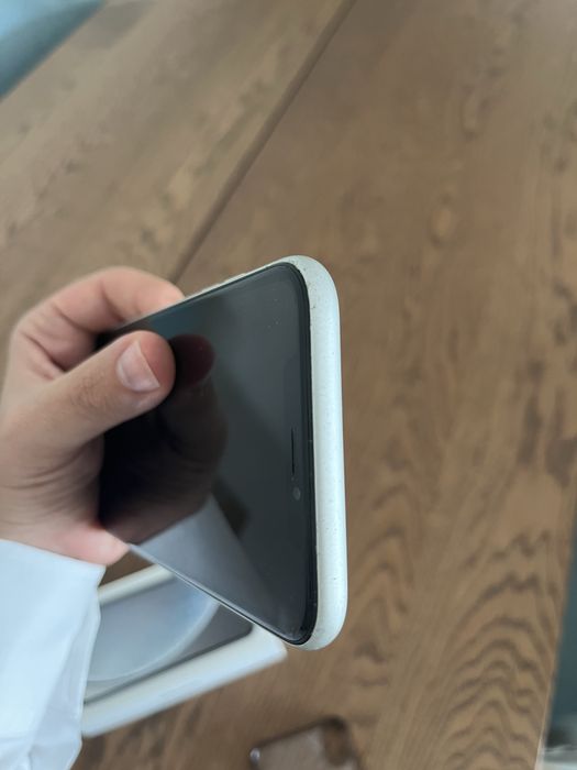 iPhone XR 64GB (branco) — 100% funcional