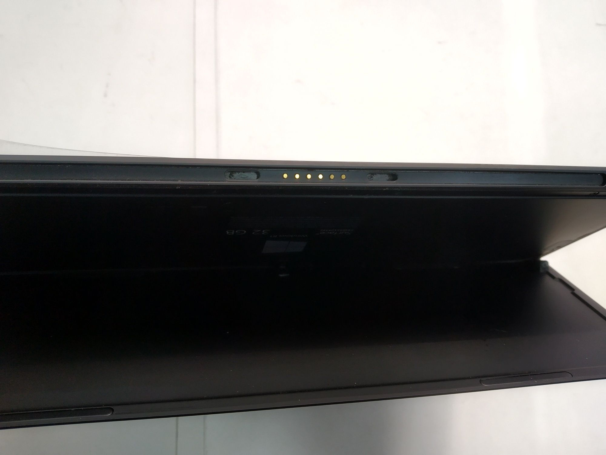 Ноутбук Microsoft Surface RT 32Gb  (model 1516)