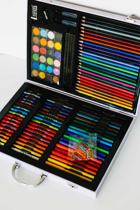 Набір для малювання та творчості Єдиноріг 128 предметів