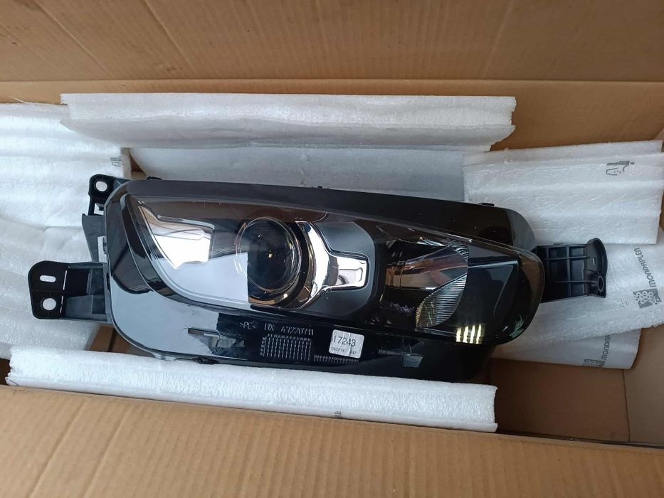 Lampa przednia prawa citroen c4 picasso