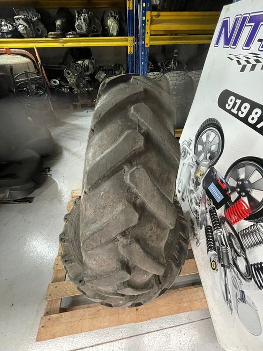 Pneus 6.50 - 16 / 260/70/r16