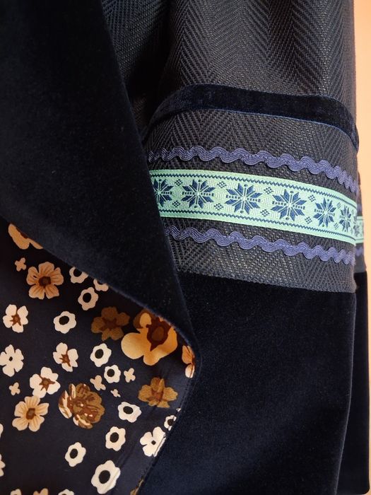 Спідниця в українському стилі