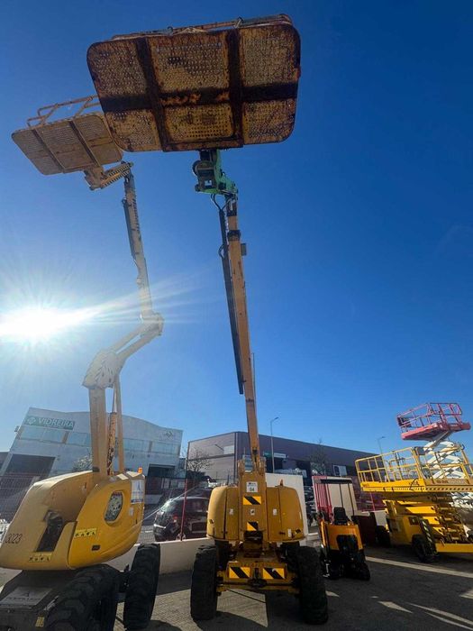 Plataforma articulada Diesel 26mts (usada)