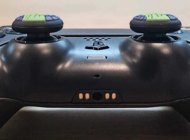 Antypoślizgowe gumki na pad kontroler Playstation Xbox Avengers Hulk