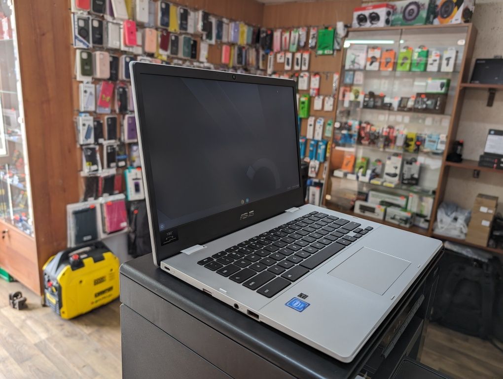 Asus Chromebook CX1400CN
Celeron N3350 4gb 64g