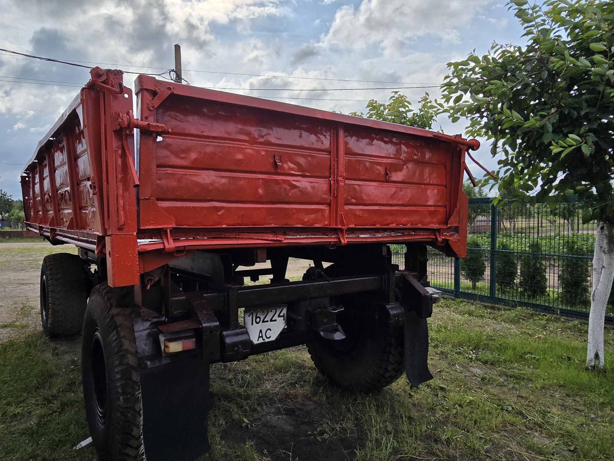 Прицеп Птс 6 тракторний.