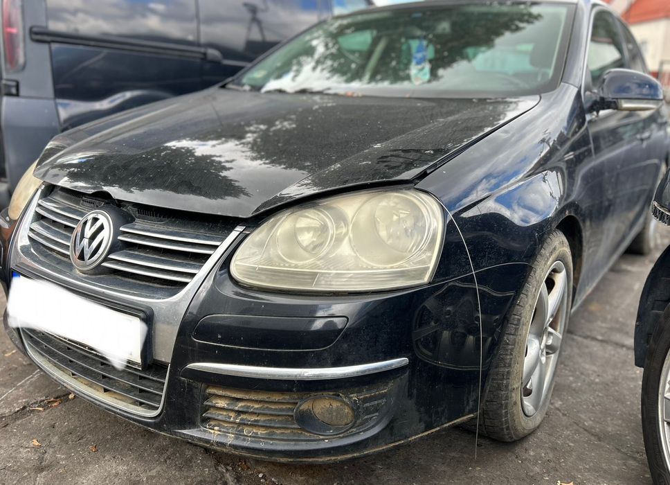 Jetta 2.0 TDI Silnik Skrzynia LC9Z/Y Drzwi klapa maska Błotnik zderzak