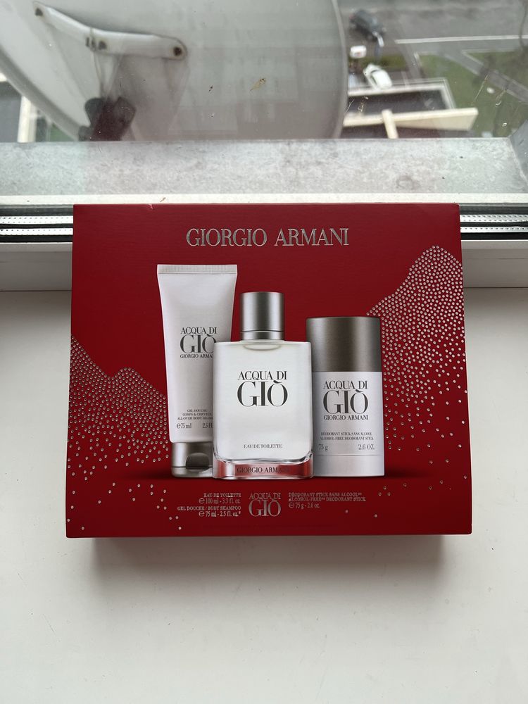 Подарочный мужской набор Armani Acqua di Gio. Аромат и дезик.