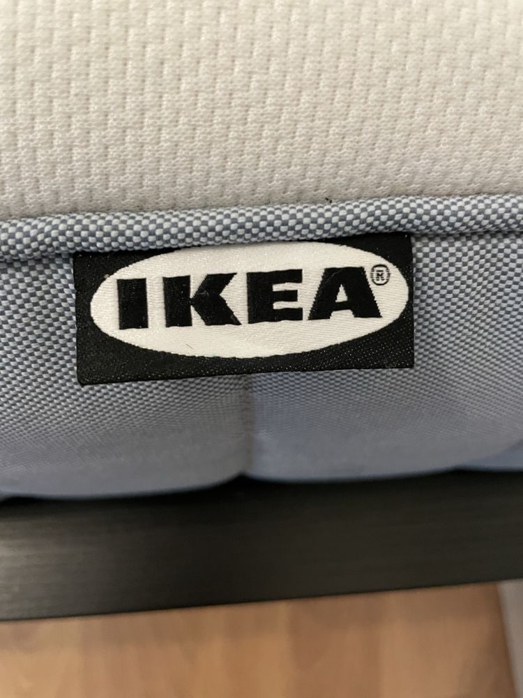 Cama de casal com molas e 4 gavetas Ikea
