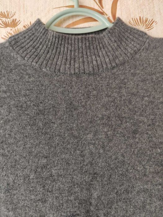 Ідеальний кашеміровий светр