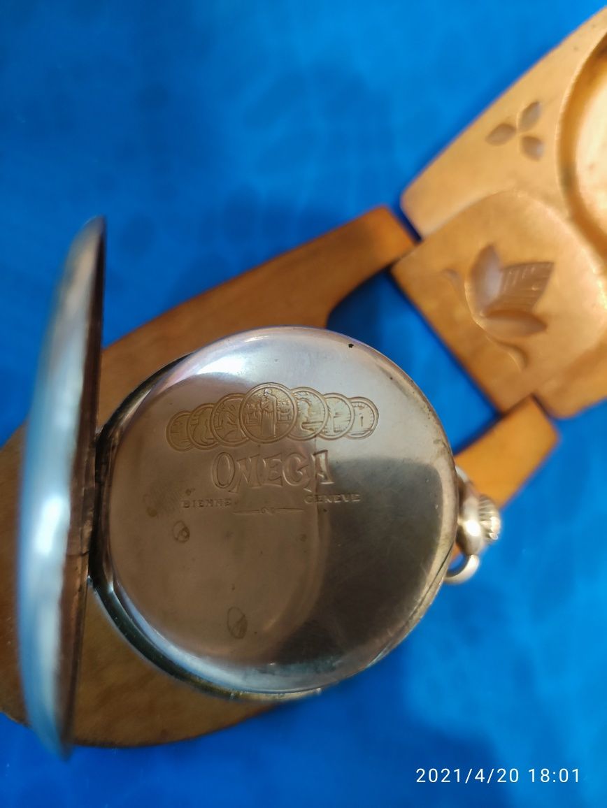 Srebrny kieszonkowy zegarek OMEGA około 1930r.