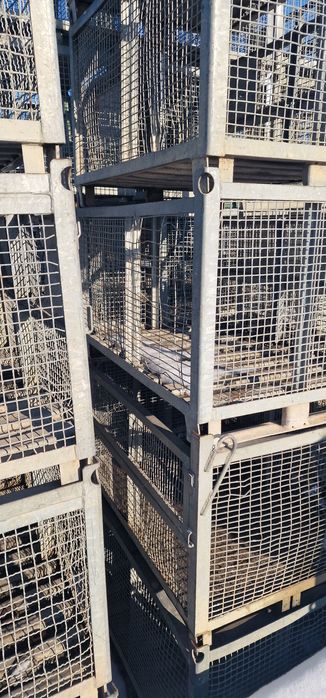 Palety metalowe kosze pojemniki rusztowanie szalunki stemple podpory