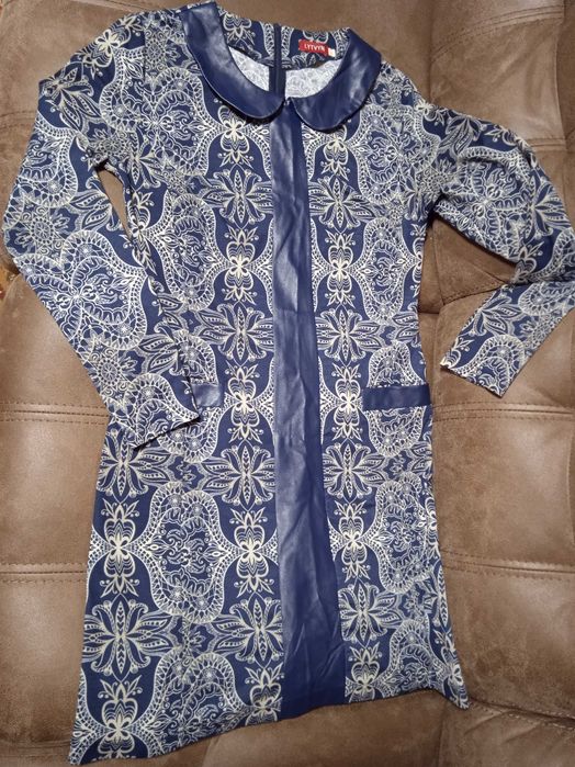 Продам жіночу сукню