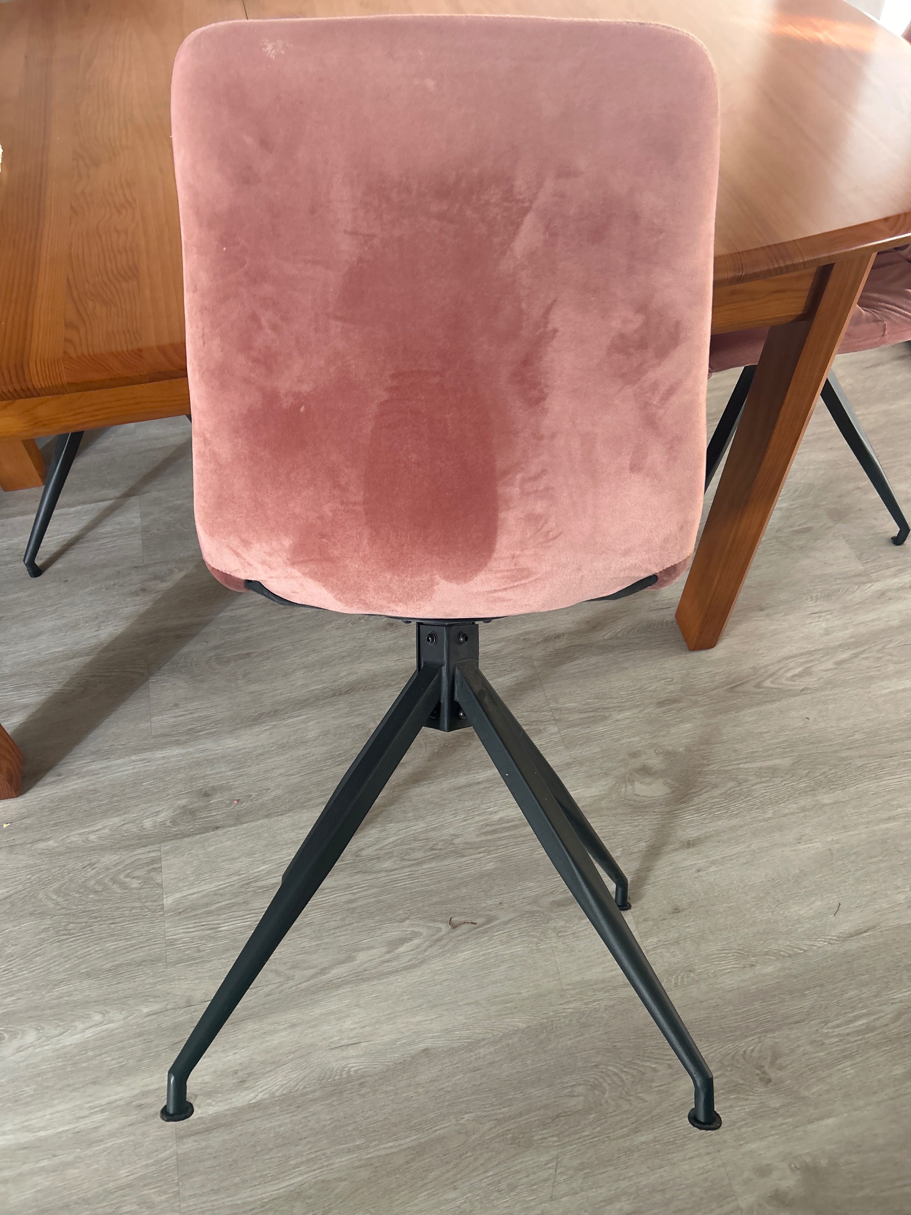 Cadeiras de mesa