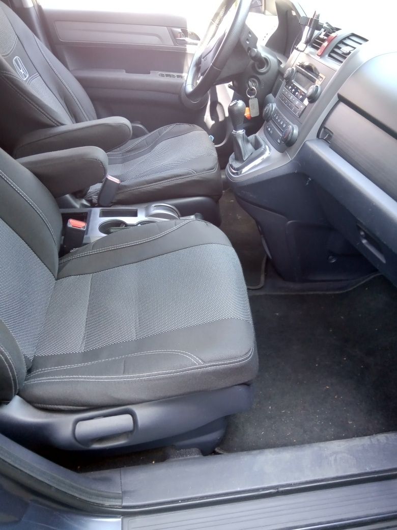 Продам Honda CR-V