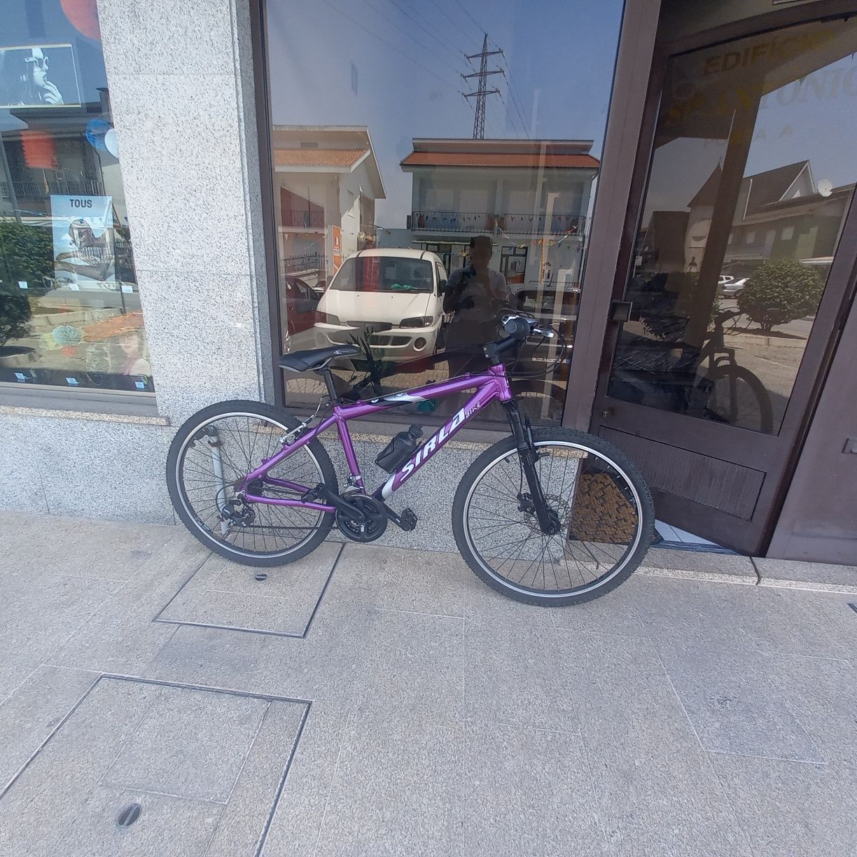 Estou à vender bicicleta
