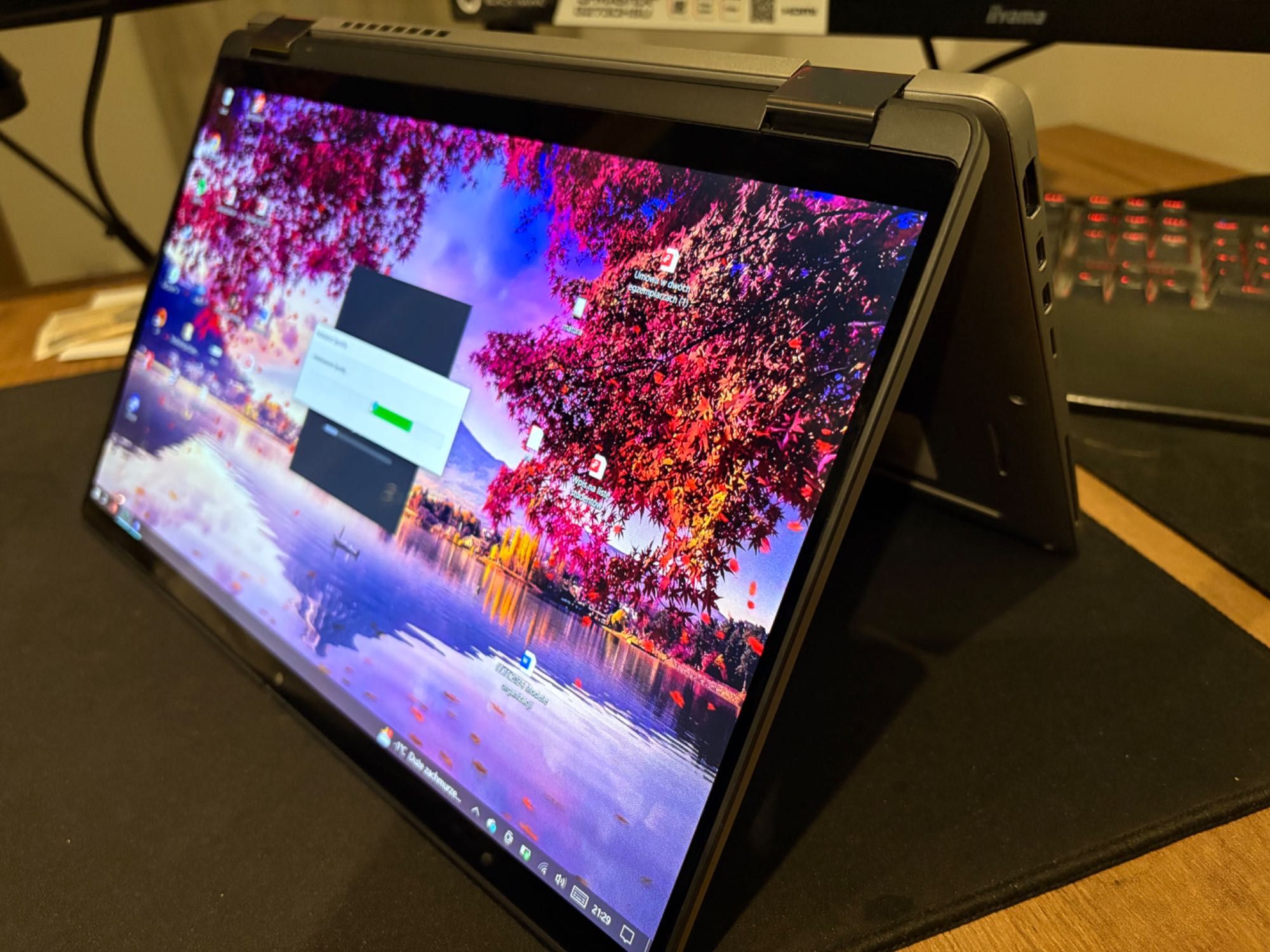 Dell Latitude 7410 2w1 14” • i5-10310u • 16 GB • 512 GB