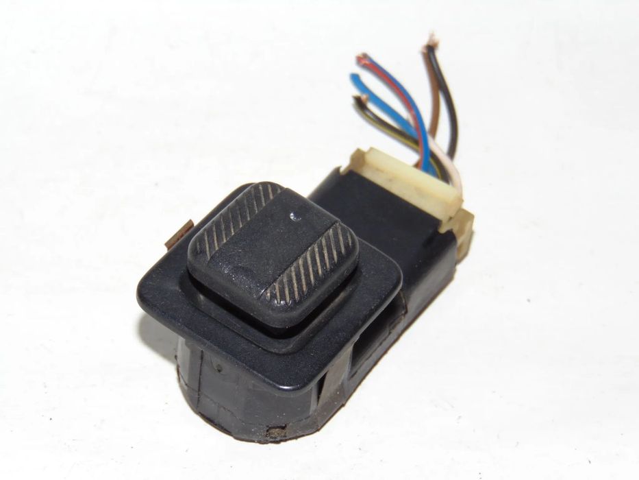 Przełącznik panel regulacji lusterek VW Volkswagen Transporter Multivan Caravelle T4 90-95r