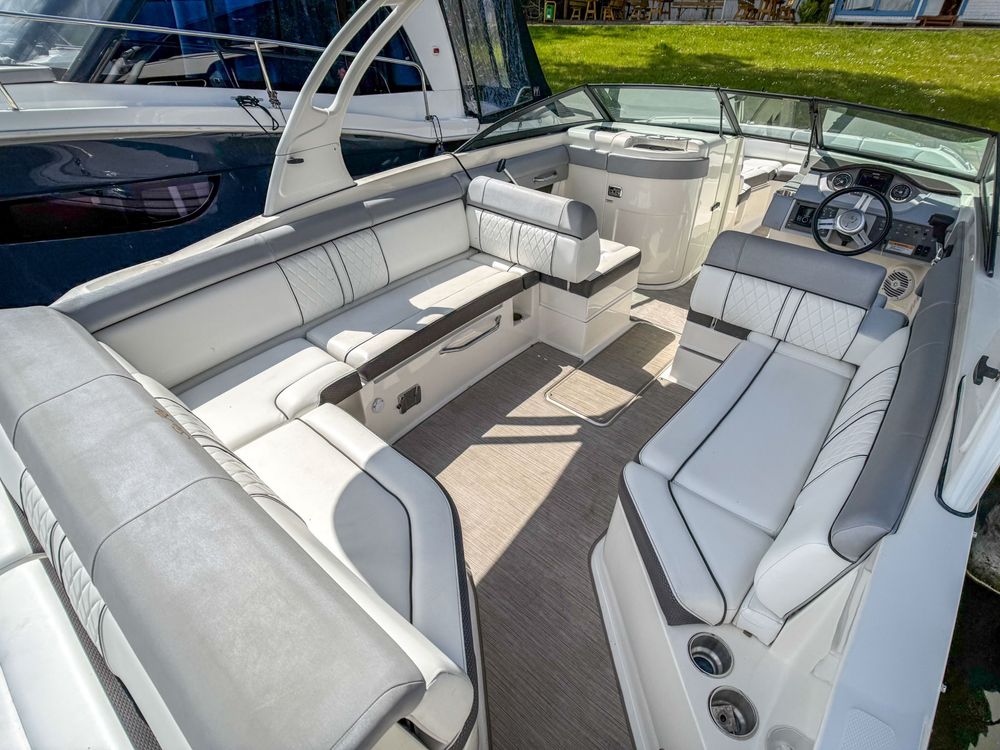 Sea Ray 270 SDX Sundeck – 2017 r
