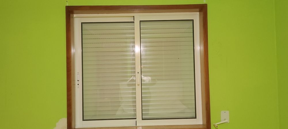 Janelas em alumínio vidro duplo, com oferta