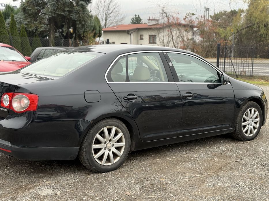 Volkswagen Jetta 1.9 tdi 105 koni 2008 rok