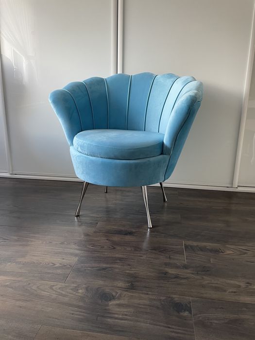 Fotel Muszelka glamour welurowy salon