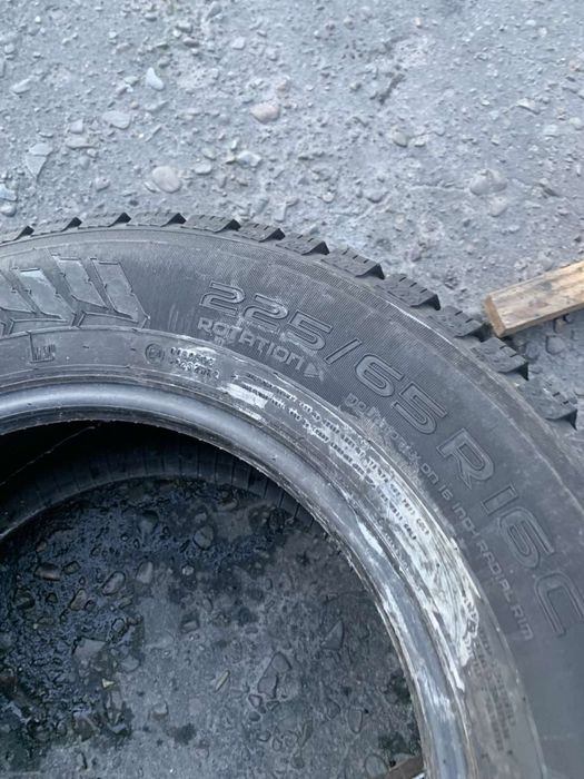 Шини 215/70 R15C Nokian зима 2022 рік 6,5мм