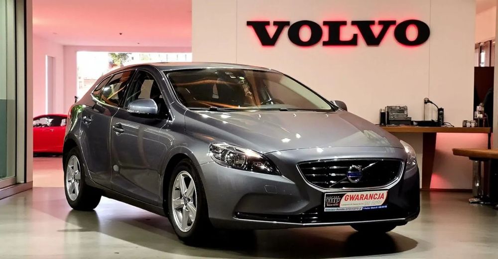 Volvo V40 Ledy+Skóra+Zadbany+Bezwypadkowy+Serwisowany-Gwarancja Pisemna