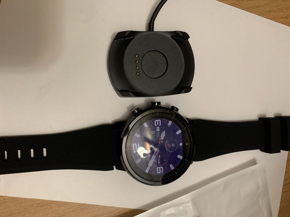 Смарт годинник Amazfit Stratos