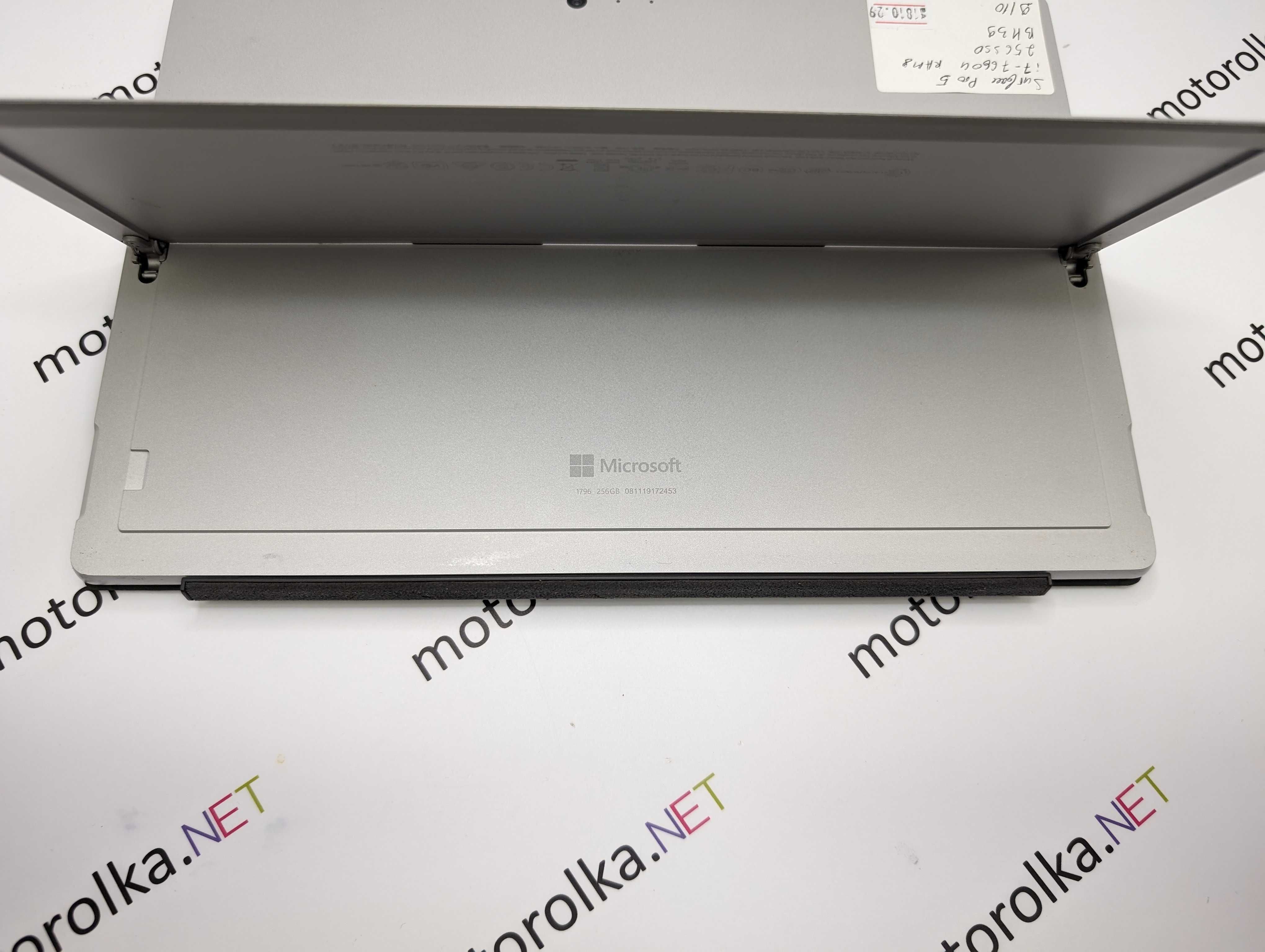 Ноутбук планшет Microsoft Surface Pro 5 12,3 2K/i7-7660U/8 RAM/256 №2