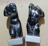 Estatuetas homem e mulher