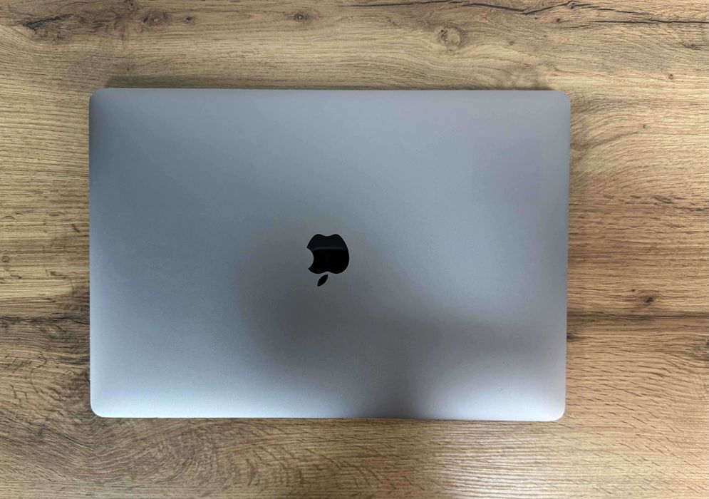 Apple MacBook Pro 15 A1707 – i7 3.1GHz, 16GB - 1TB SSD, Radeon Pro 560