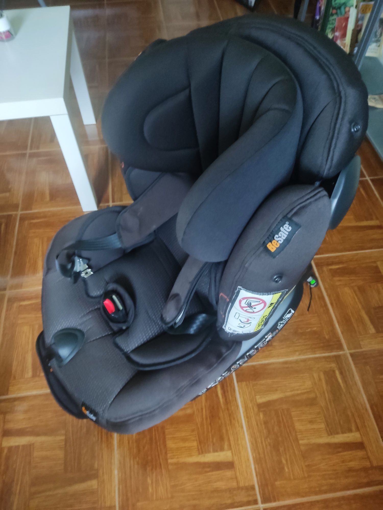 Cadeira com ISOFIX BeSafe