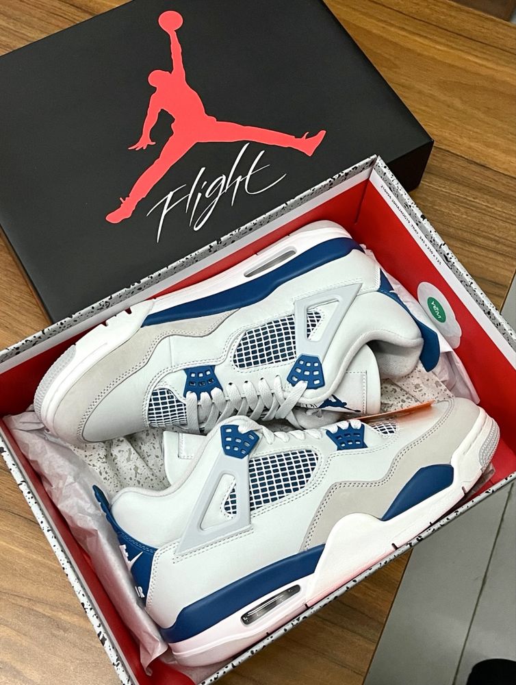 Кросівки Air Jordan 4 Retro Military Blue Джордан ретро біло сині Aj4